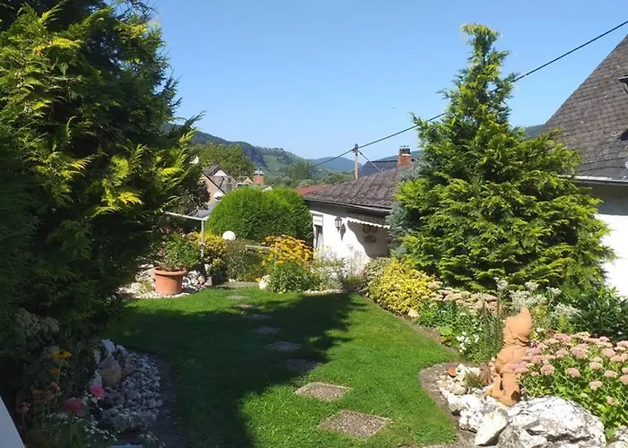 Apartment Haus Weingarten